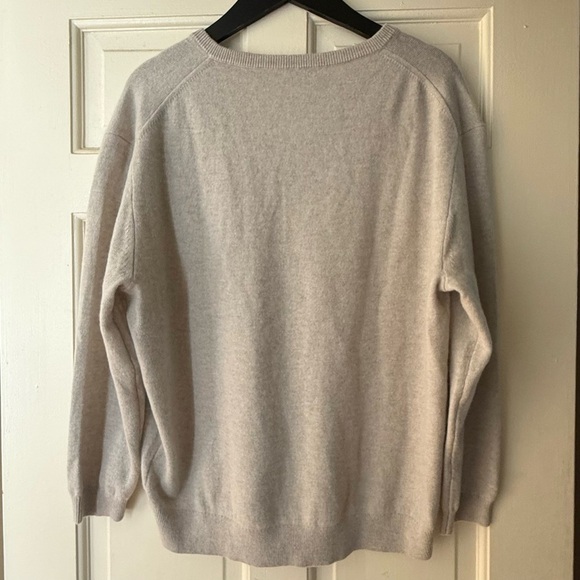 J. Crew cashmere relaxed v-neck sweater NWT - Picture 5 of 5